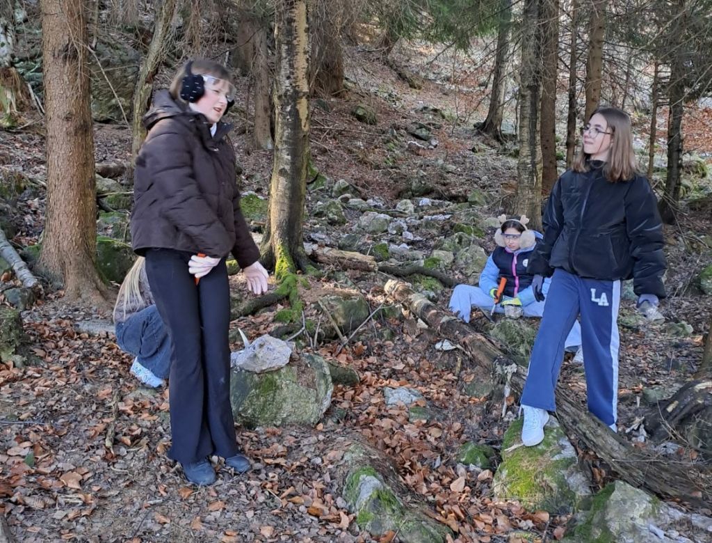 aa22a166fc0 4dfd aa1a 1ff3ebb03726 10098