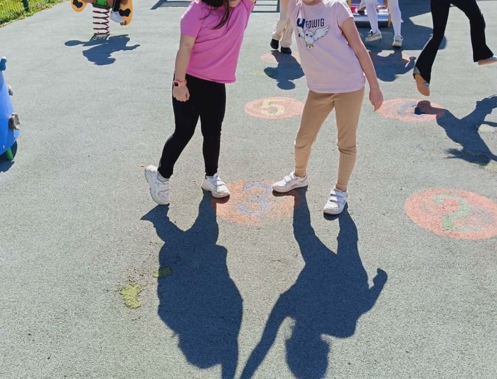 3b678250 cf34 a34a 510b43189a31 10172