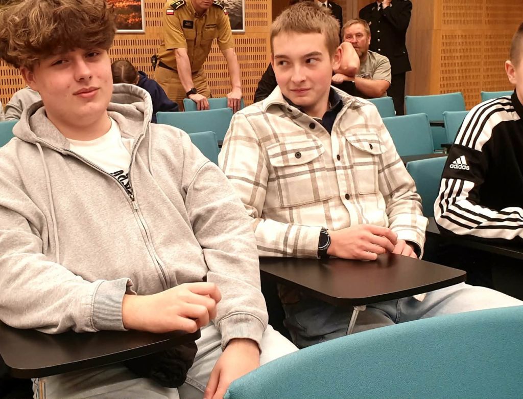 8cee4a82e9d 4933 91c4 f4d14d987e69 10106