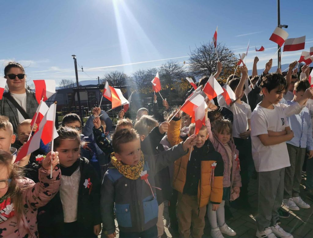 b8bb28ea f676 8c7a 98084729fb9d 9234