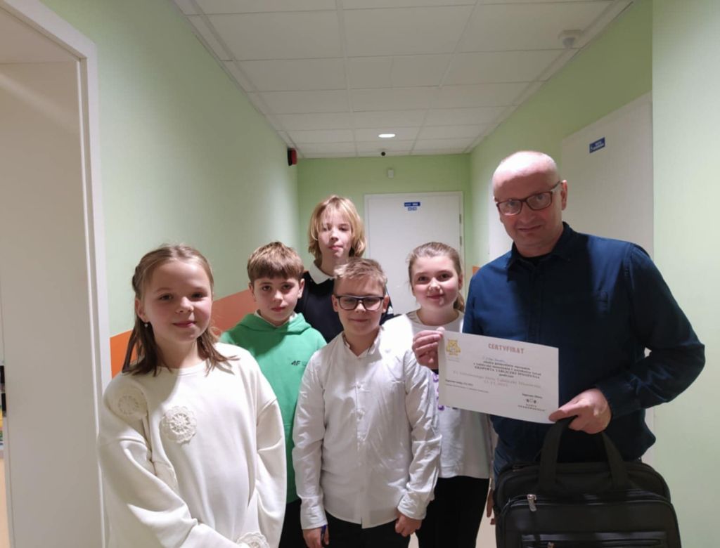 2ea6fbcfb166b4 b74b f11081b41342 9322