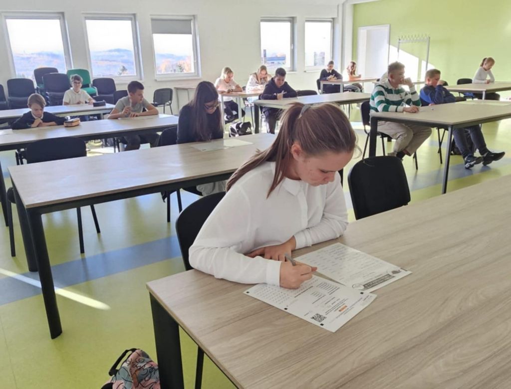 aa0f44e0dba 4820 bd03 049c49dec5a5 9311