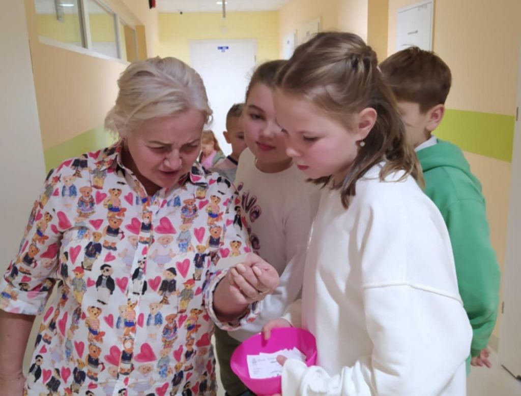 bddc7586 fe1bb8 b3b7 be8c2f3e5ff3 9334