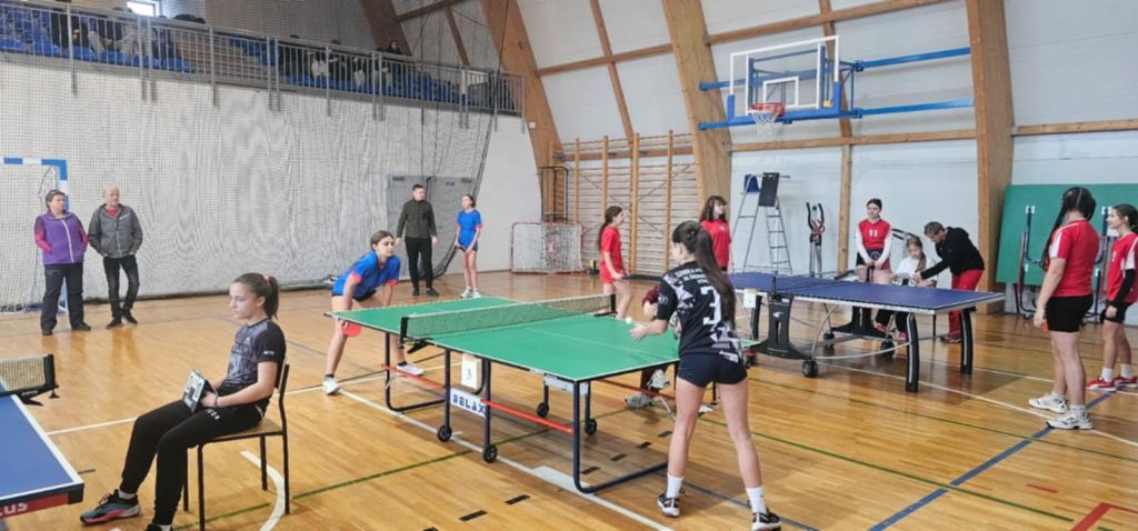 d155dd74 d176 855c de246050eec7 9484