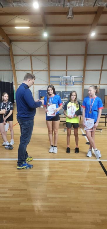 e792397ba 48e5 89e2 deff2c12f873 9485