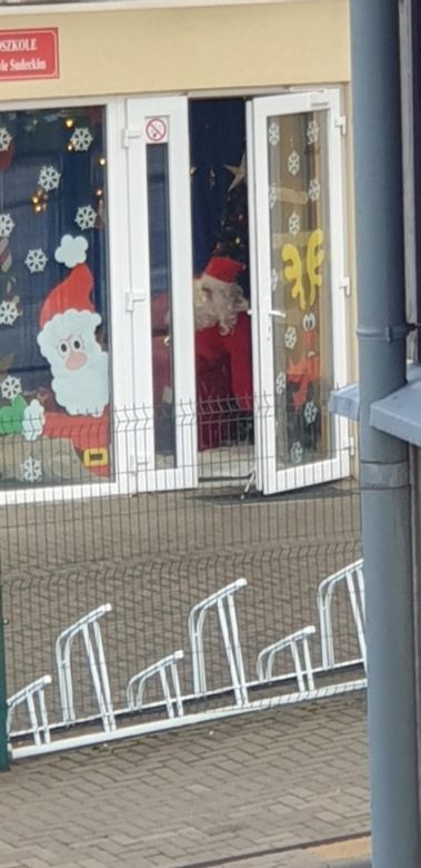 ea954f2cbb6 4f60 84e56ef3f2cb7f0 9515