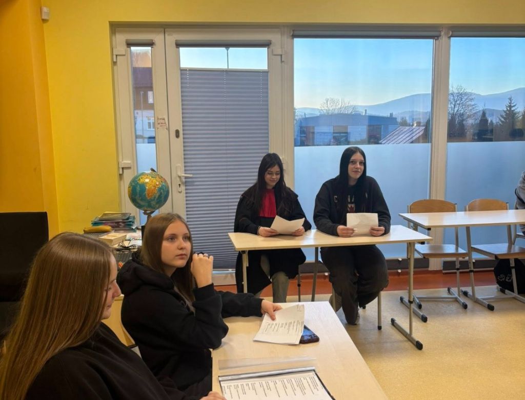 615826881 3398761973023046159 n 9837