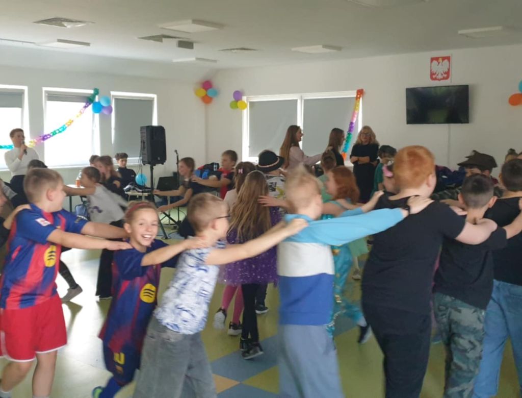 914ae452 f3bb a420 994904046578 9879