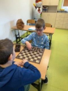 b1b45955 d522 9554 23e6dac62e78 9864