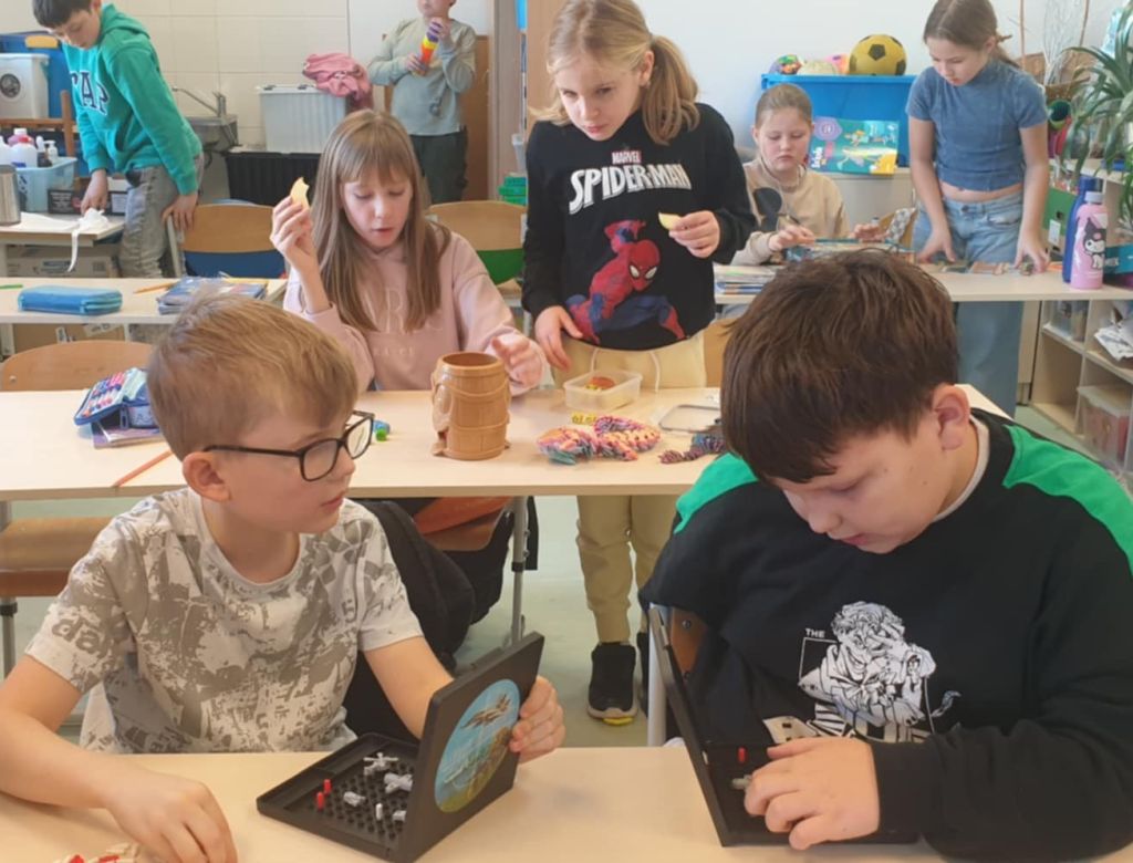 e3ee4181 e847e18 b942 ac2b651ed11c 9869